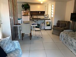 Apartamento com Piscina a Beira Mar