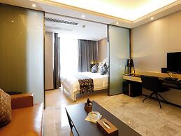 Pengman International Apartment Hotel