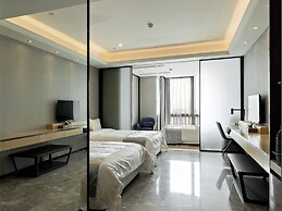 Pengman International Apartment Hotel