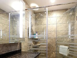 Pengman International Apartment Hotel