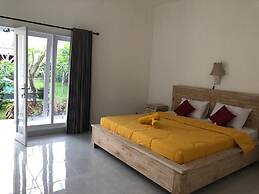 Arta Garden Guest House & Hostel