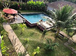 Arta Garden Guest House & Hostel