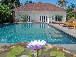 Arta Garden Guest House & Hostel