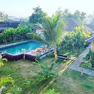 Arta Garden Guest House & Hostel