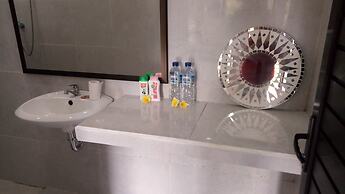 Arta Garden Guest House & Hostel