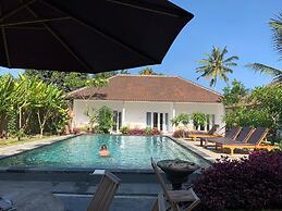 Arta Garden Guest House & Hostel