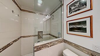 Spacious 2 BR Units at 1849 Condos with FREE Pool, Parking & Wifi