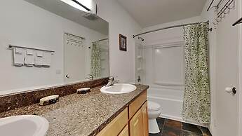 Spacious 2 BR Units at 1849 Condos with FREE Pool, Parking & Wifi