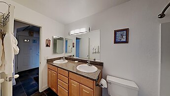 Spacious 2 BR Units at 1849 Condos with FREE Pool, Parking & Wifi