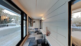 Spacious 2 BR Units at 1849 Condos with FREE Pool, Parking & Wifi