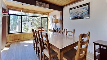 Spacious 2 BR Units at 1849 Condos with FREE Pool, Parking & Wifi