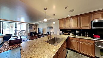 Spacious 2 BR Units at 1849 Condos with FREE Pool, Parking & Wifi