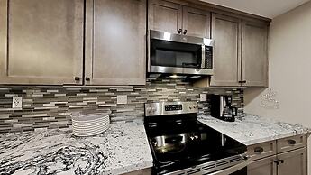 Spacious 2 BR Units at 1849 Condos with FREE Pool, Parking & Wifi