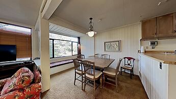 Spacious 2 BR Units at 1849 Condos with FREE Pool, Parking & Wifi
