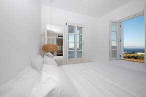 The Ammonite Resort – Adults Only