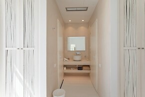 The Ammonite Resort – Adults Only