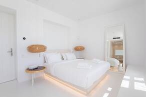 The Ammonite Resort – Adults Only