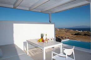 The Ammonite Resort – Adults Only