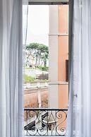 A World Aparts - The Artist's Suite