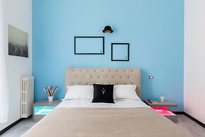 A World Aparts - The Artist's Suite