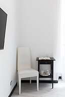 A World Aparts - The Artist's Suite