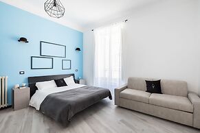 A World Aparts - The Artist's Suite