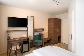 Arthotel ANA Liberty, Trademark Collection by Wyndham