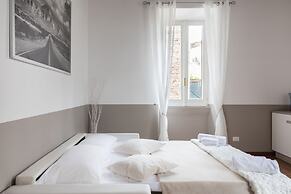 A World Aparts - 105 Pellegrino