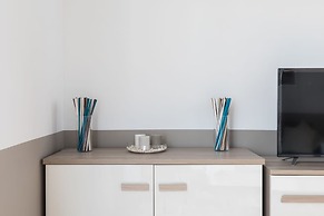 A World Aparts - 105 Pellegrino