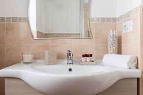 A World Aparts - 105 Pellegrino