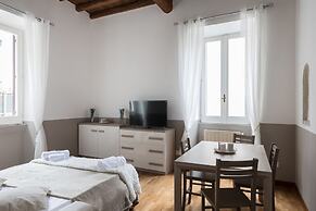 A World Aparts - 105 Pellegrino