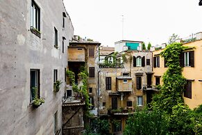 A World Aparts - 105 Pellegrino