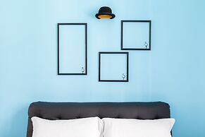 A World Aparts - 32 Modena