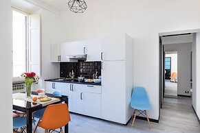 A World Aparts - 32 Modena