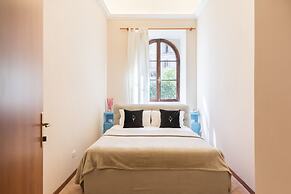 A World Aparts - 40 Sforza