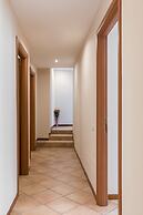 A World Aparts - 40 Sforza