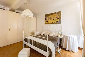 Via Laurina 40 Apartment