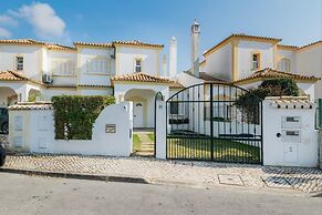 Akivillas Vale do Lobo Infinity