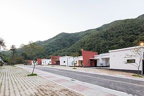 Yeoninsan Hot Spring Resort