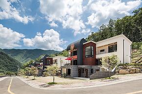 Yeoninsan Hot Spring Resort