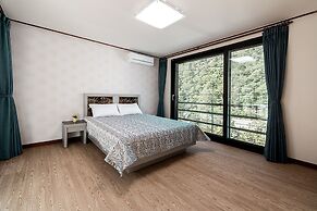 Yeoninsan Hot Spring Resort