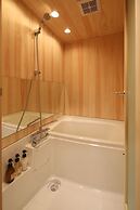 Kanade Kyoto Hachijoguchi