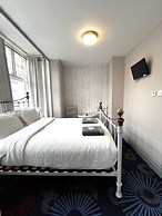 Central Cove Guesthouse