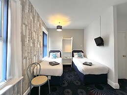 Central Cove Guesthouse