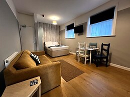 Central Cove Guesthouse