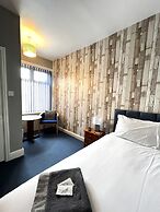 Central Cove Guesthouse