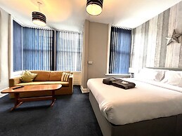 Central Cove Guesthouse