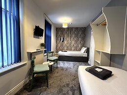 Central Cove Guesthouse