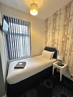 Central Cove Guesthouse