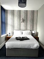 Central Cove Guesthouse